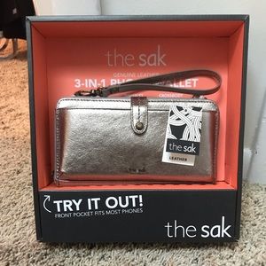 The Sak 3 in 1 phone wallet